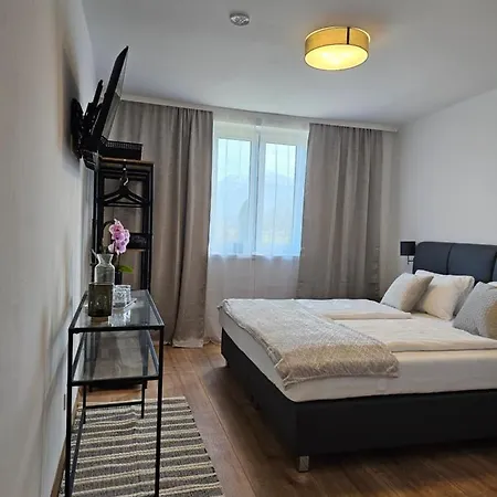 Fuchs & Hase Self Check In Rosegg