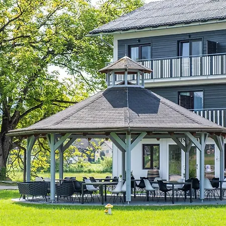 Fuchs & Hase Self Check In 3* Rosegg