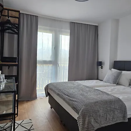 Tourist24 Hotel 3*