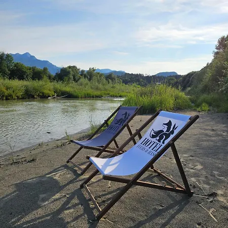 Fuchs & Hase Self Check In 3* Rosegg