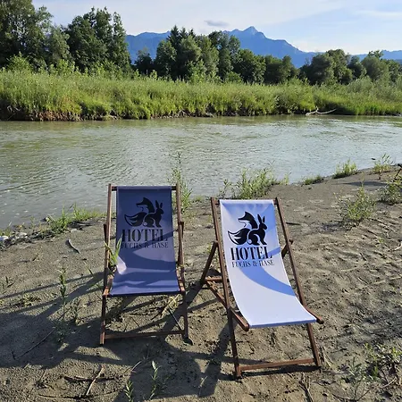 Fuchs & Hase Self Check In