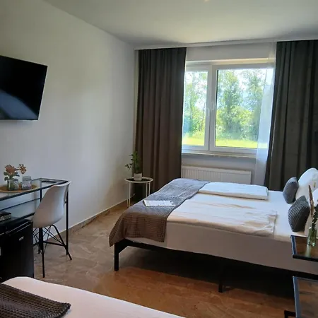 Hotel Fuchs & Hase Self Check In Rosegg