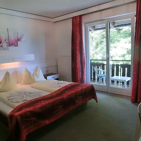 Hotel Fuchs & Hase Self Check In 3*