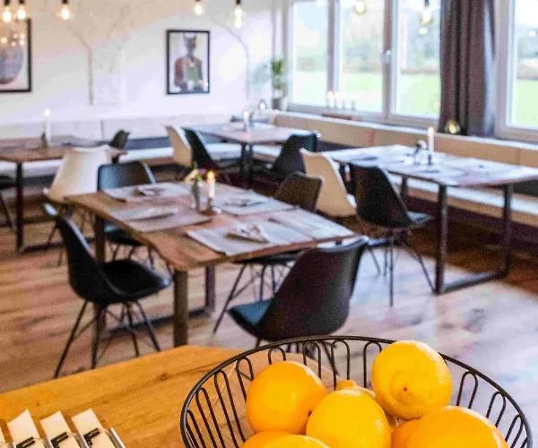 Fuchs & Hase Self Check In 3* Rosegg