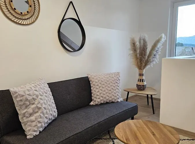 Fuchs & Hase Self Check In Hotell 3*