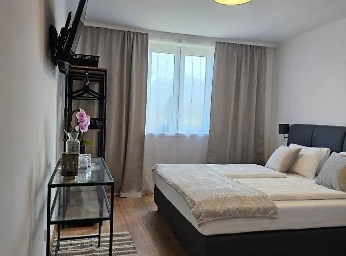 Fuchs & Hase Self Check In Rosegg