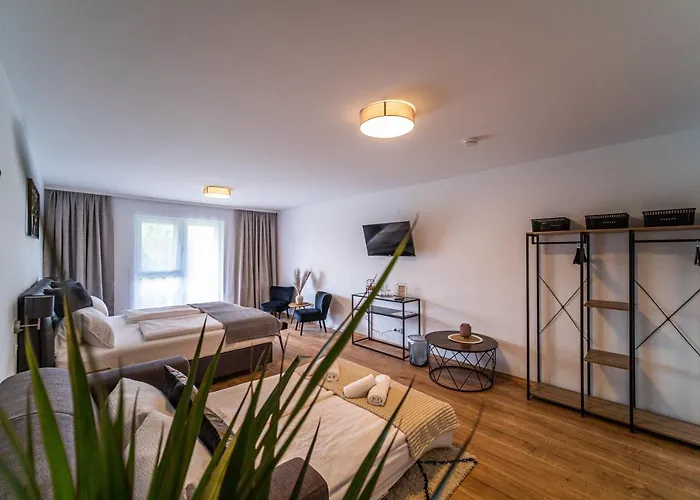 Fuchs & Hase Self Check In Rosegg