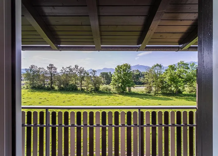 Fuchs & Hase Self Check In 3*