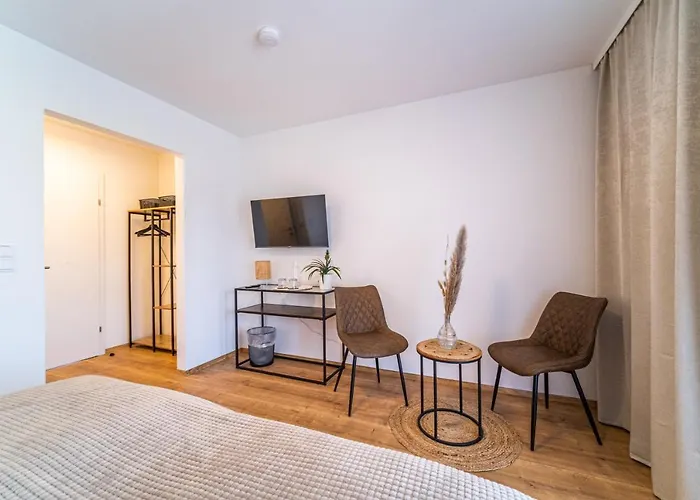 Fuchs & Hase Self Check In 3* Rosegg