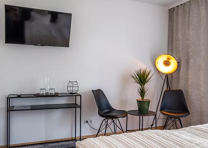 Fuchs & Hase Self Check In Rosegg