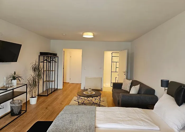 Fuchs & Hase Self Check In