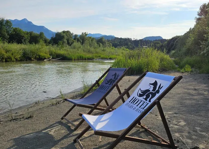 Fuchs & Hase Self Check In 3* רוסהג