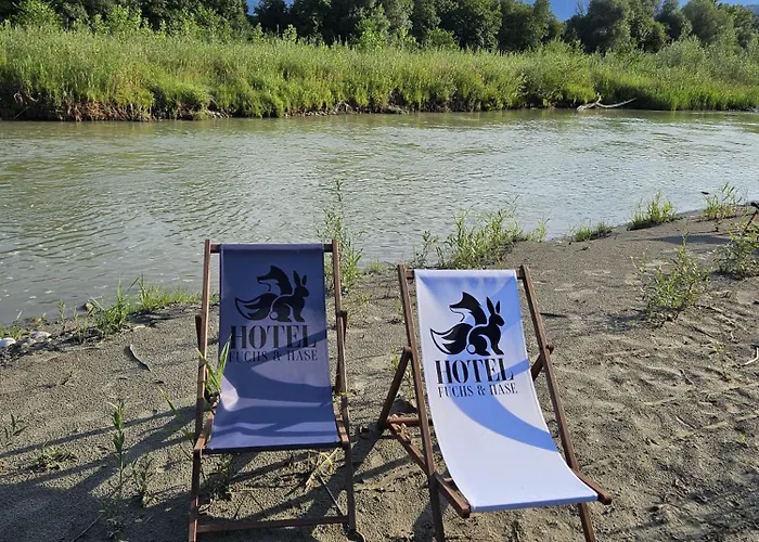 Fuchs & Hase Self Check In