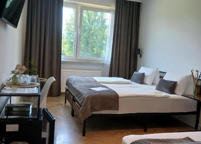 Fuchs & Hase Self Check In