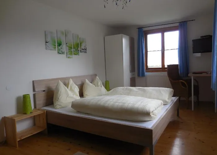 Fuchs & Hase Self Check In Hotel